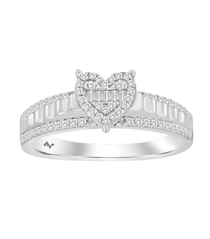 LADIES RING 0.25CT ROUND/BAGUETTE DIAMOND 10K WHITE GOLD