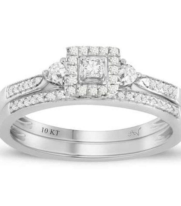 LADIES RING 0.25CT ROUND/PRINCESS DIAMOND 10K WHITE GOLD