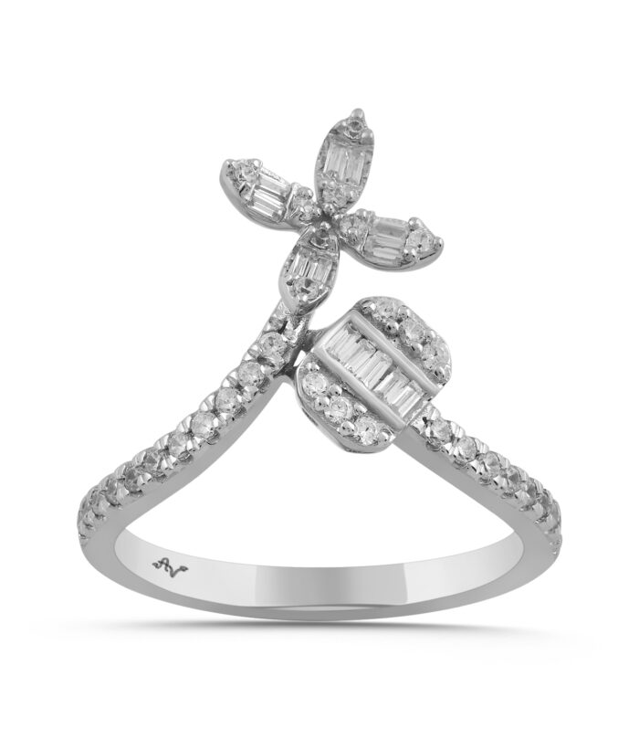 LADIES RING 0.33CT ROUND/BAGUETTE DIAMOND 14K WHITE GOLD