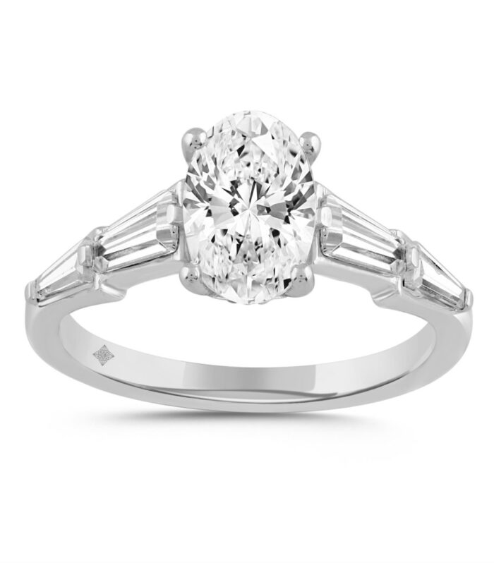 LADIES RING 3CT ROUND/OVAL/BAGUETTE DIAMOND 14K WHITE GOLD (CENTER STONE OVAL DIAMOND 2CT )